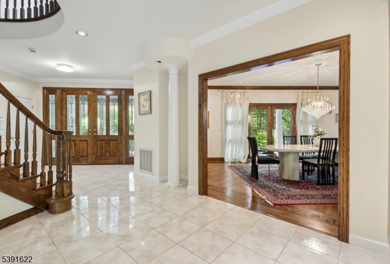830 W Shore Dr