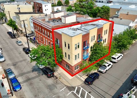 142 Fleming Ave Newark City NJ 07105