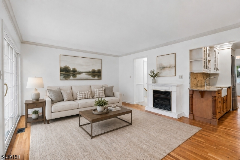 46 Pembroke Dr