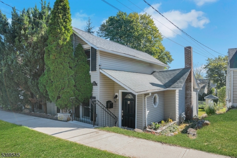 317 Green St