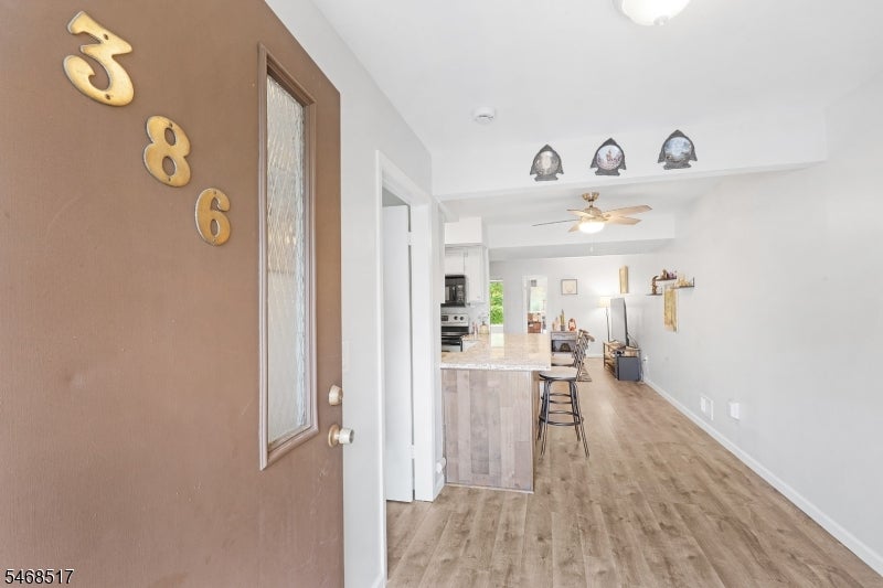 386 Mohegan Cir