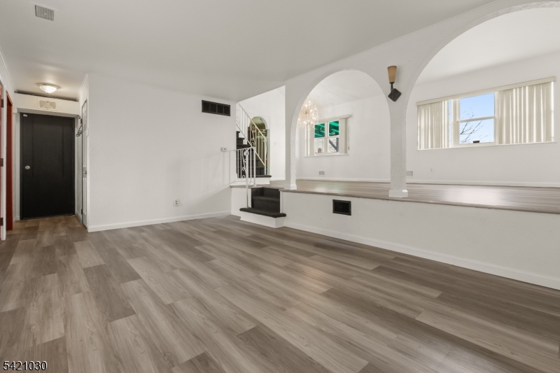 838 Florida Grove Rd