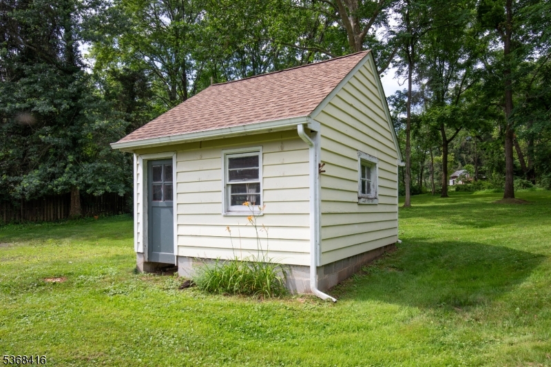 17 Joliet St