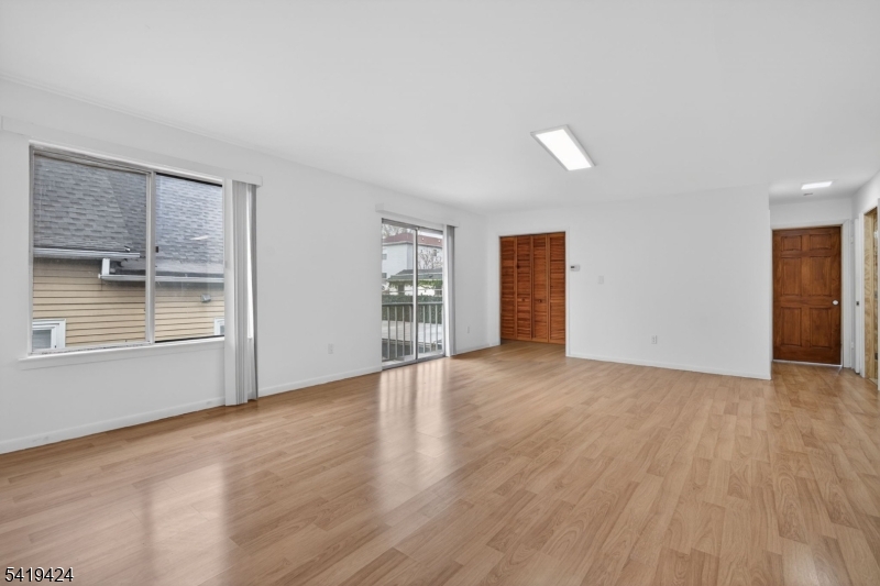 485 Broadway Unit 11 11