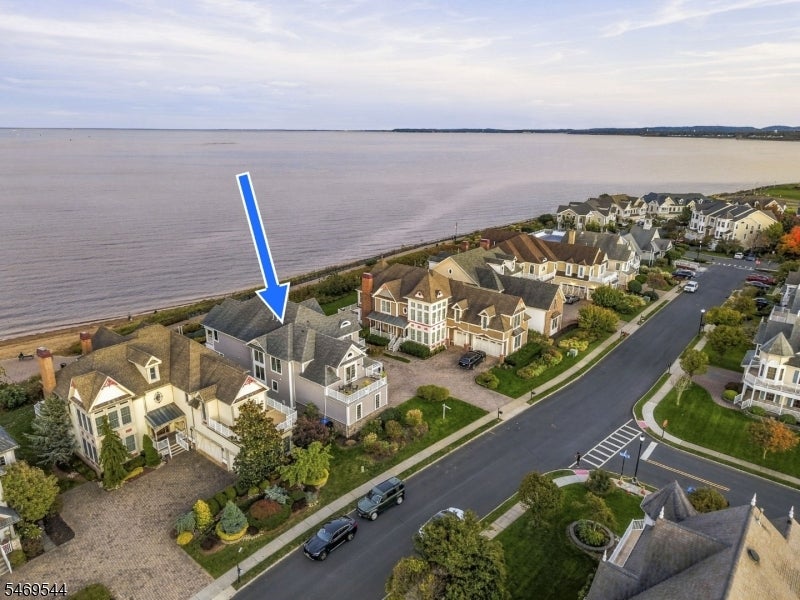 23 Lighthouse Dr