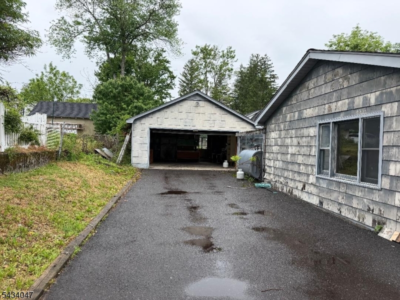 20 Meggins Rd