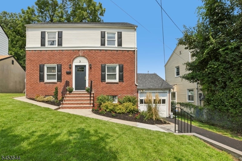 3 Orange Heights Ave
