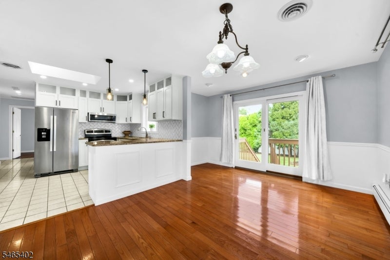 9 Shetland Dr