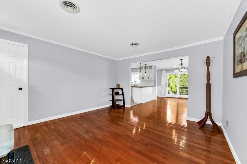 9 Shetland Dr