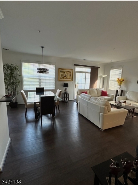182 Brittany Ct 221