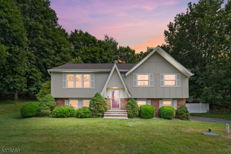 9 Green Apple Ct