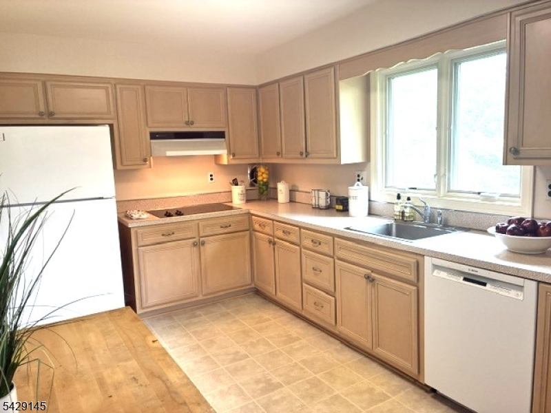 156 Goltra Dr