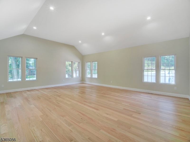 345 Creek Bed Rd