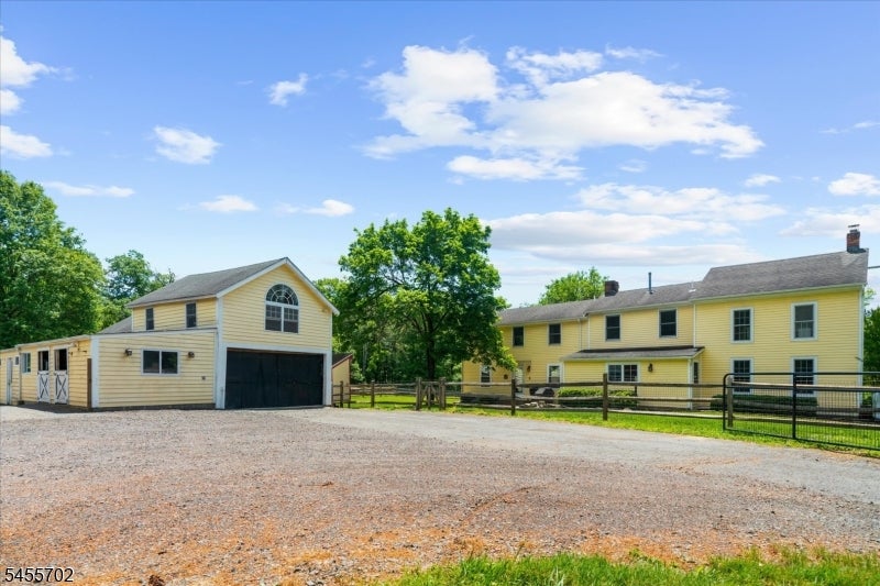 179 Lindbergh Rd