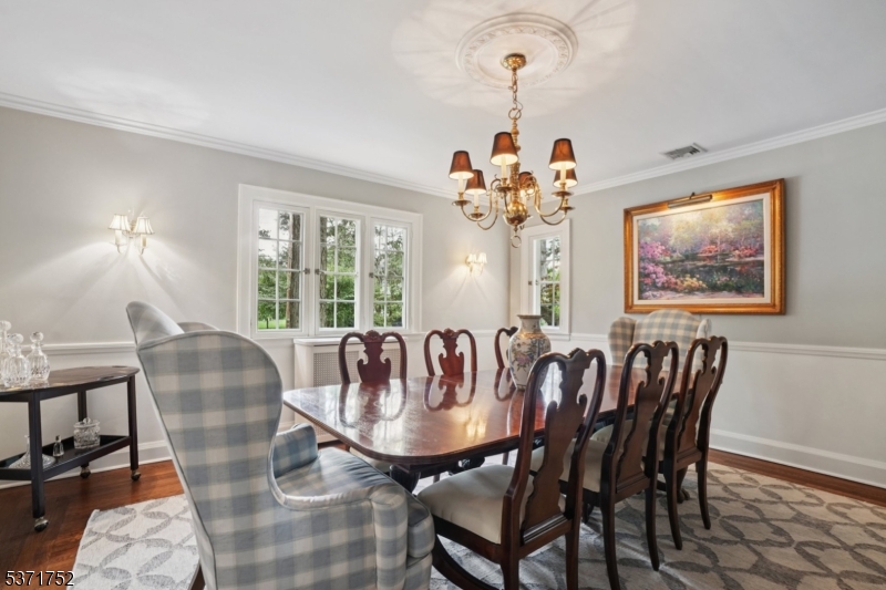 63 Whittredge Rd