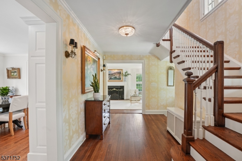63 Whittredge Rd