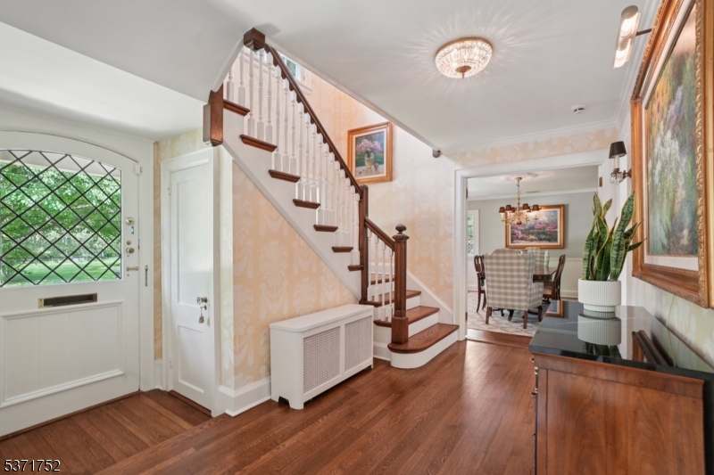 63 Whittredge Rd