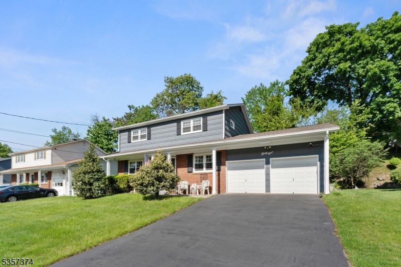 39 Circle Dr