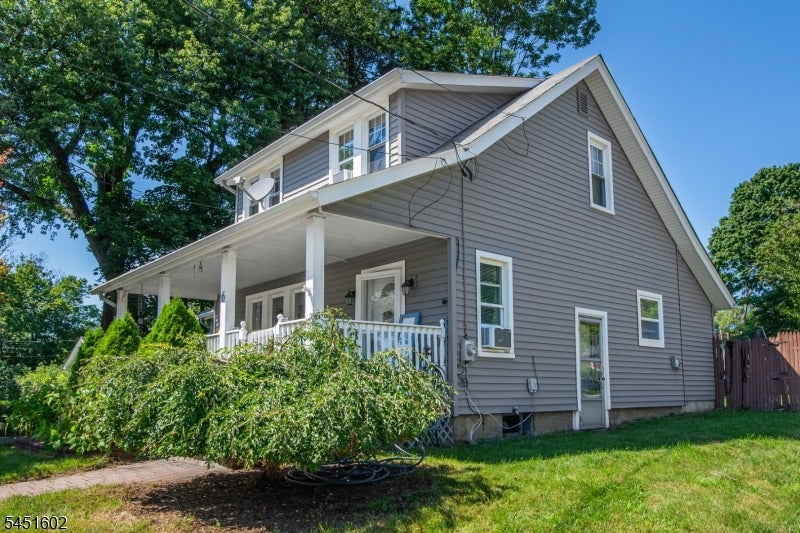 6 N Mount Olive Rd