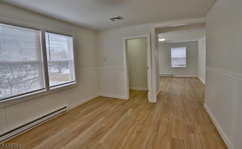 55 Beaver Ave Apt 1