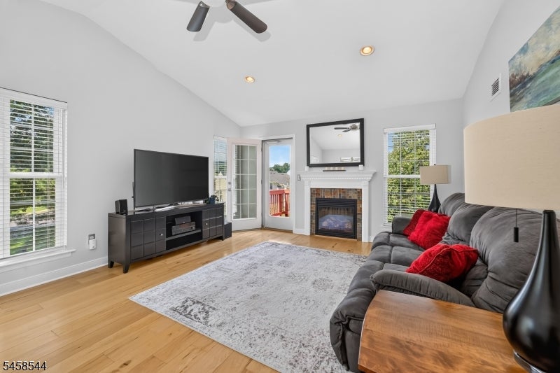 195 Teasel Court