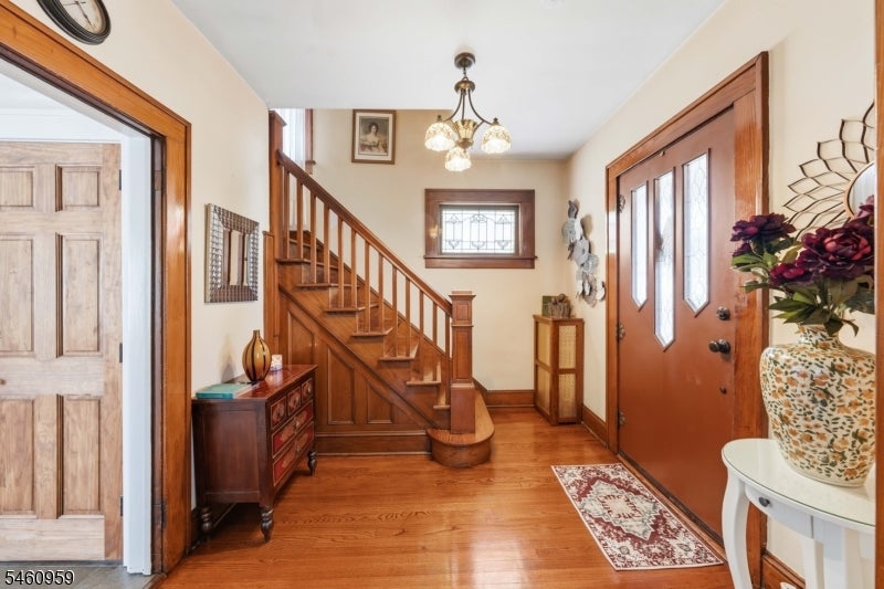 3 Fairview Ave