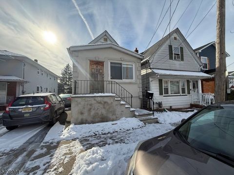 Photo of 17 Emma Pl, Clifton, NJ 07013 (MLS # 4007848)