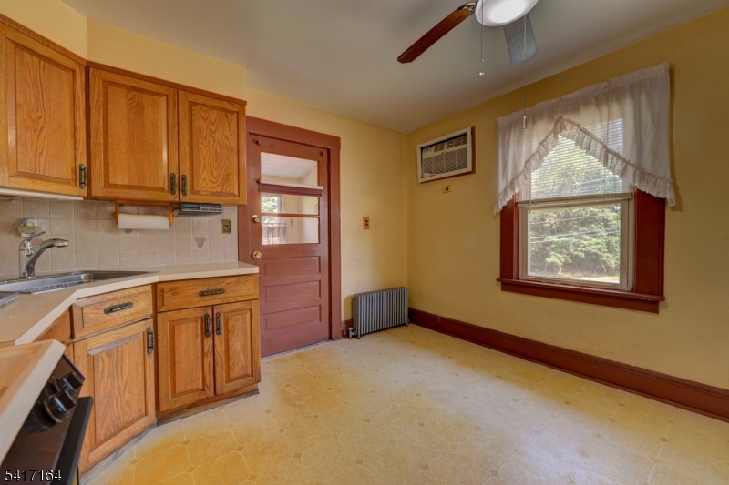 120 Newark Pompton Tpke Up