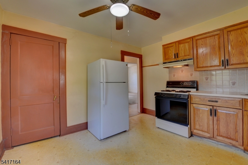 120 Newark Pompton Tpke Up