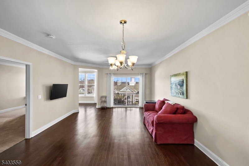 6310 Veterans Dr 6310