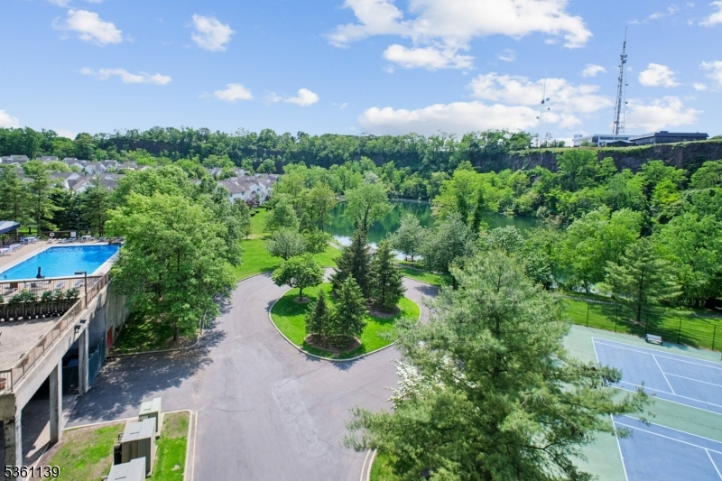 10 Smith Manor Blvd 514