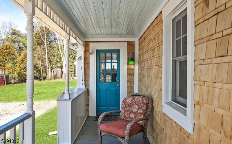 1387 Monmouth Rd