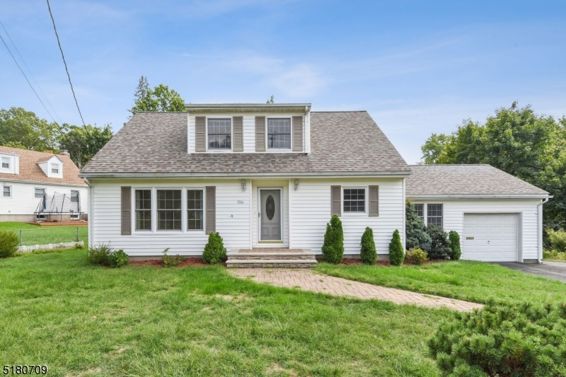 156 Sycamore Ave