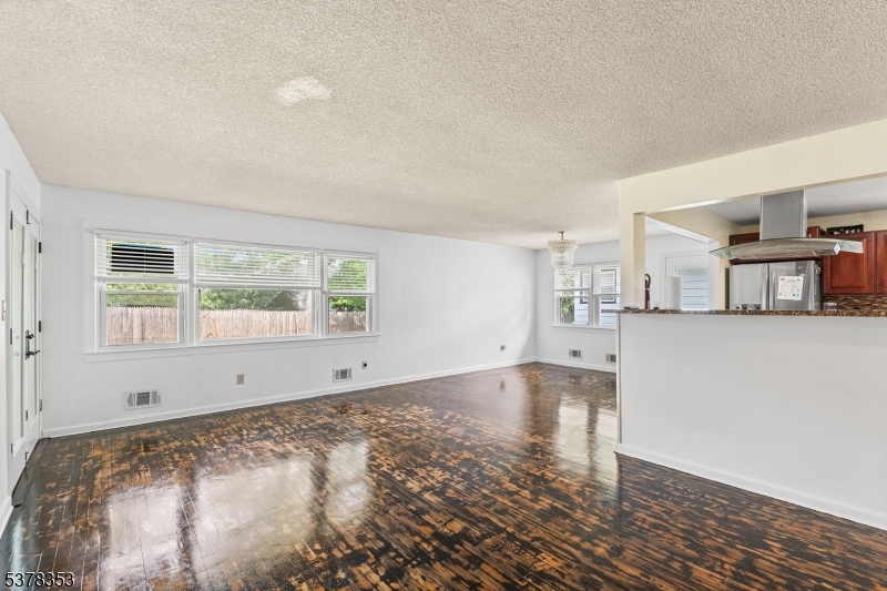 221 Douglas Rd