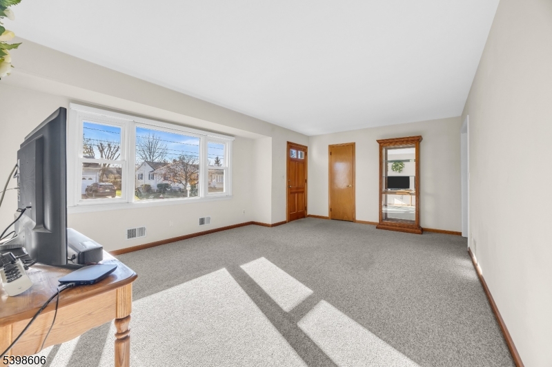 Homes for Sale in Northern NJ | ThisIsRiverEdge.com 1416 Dominic St