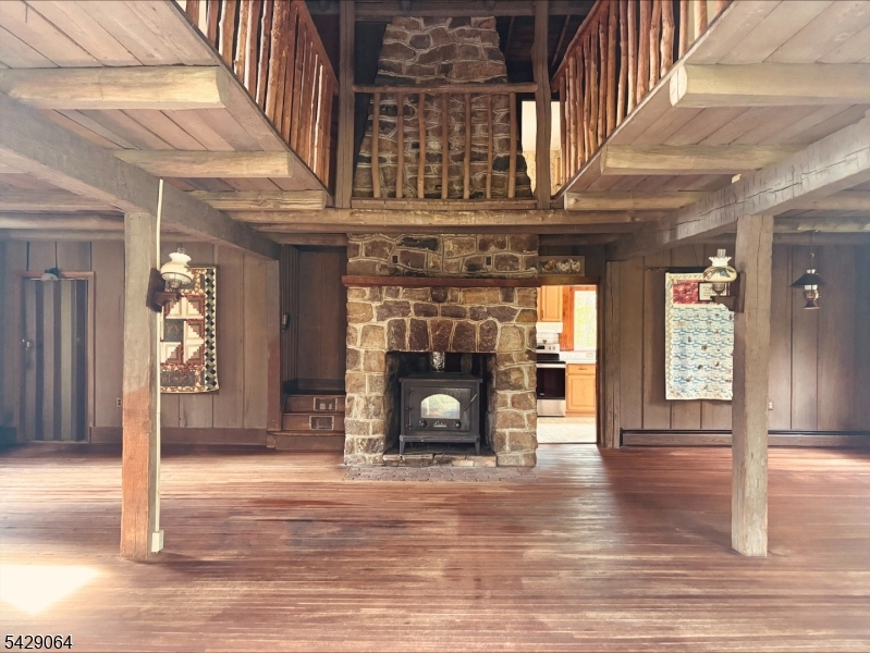 221 Schooleys Mountain Rd