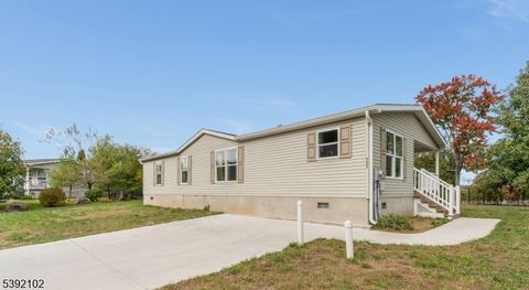 121 New St Oxford Twp. NJ 07863
