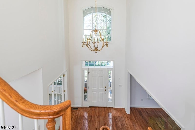 7 Firestone Ct