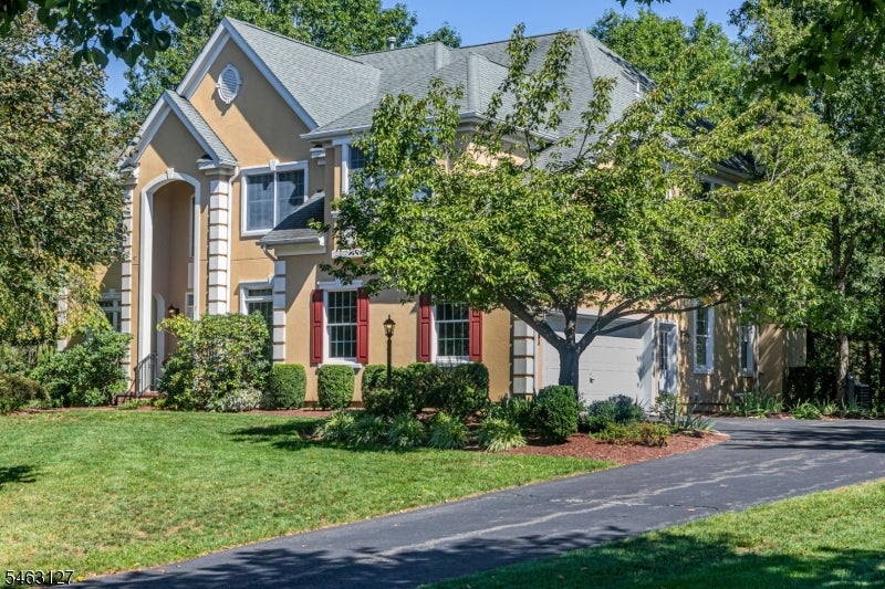 7 Firestone Ct