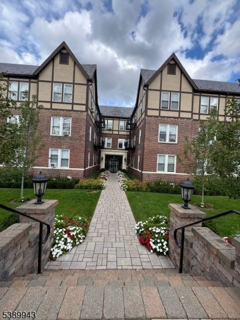 Photo of 24 Springfield Ave #24, Cranford, NJ 07016 (MLS # 3991441)
