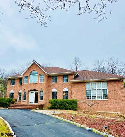 407 Mountain Way Parsippany-Troy Hills Twp. NJ 07950