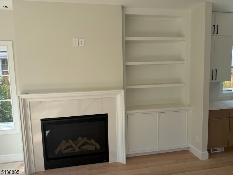2 Pleasant Ave