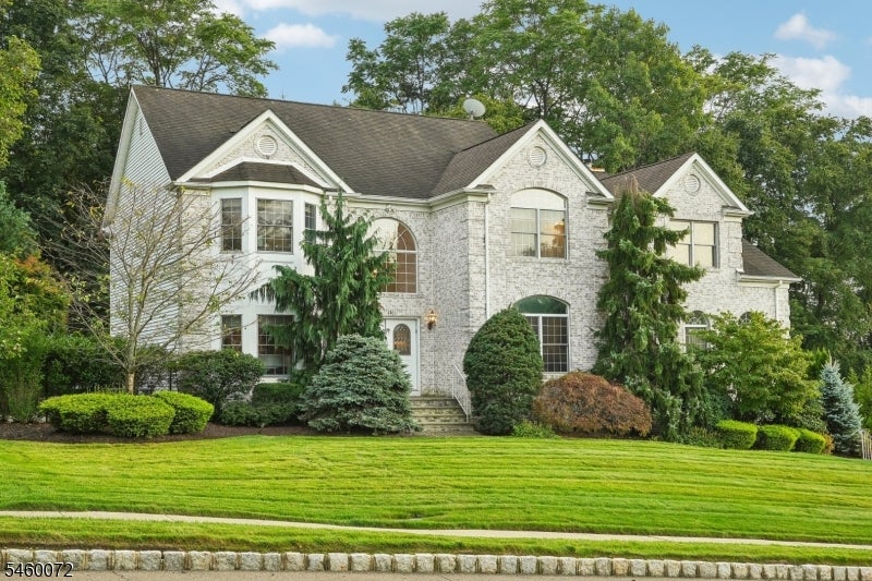 16 Apple Ln