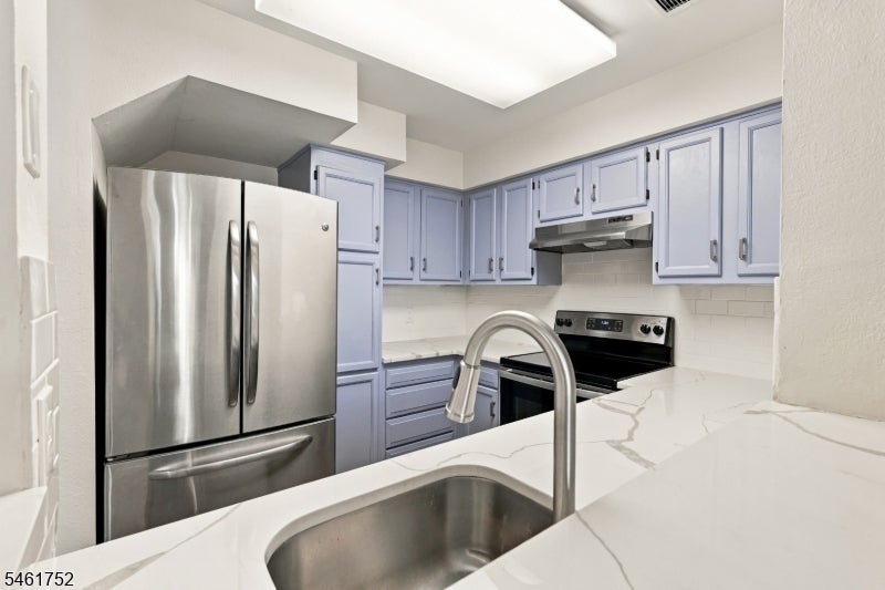 24 Wescott Road