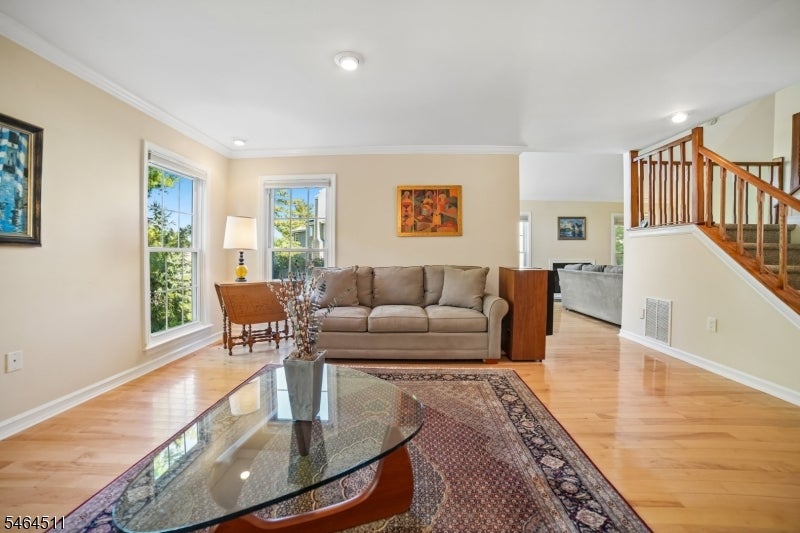 95 Giordano Dr