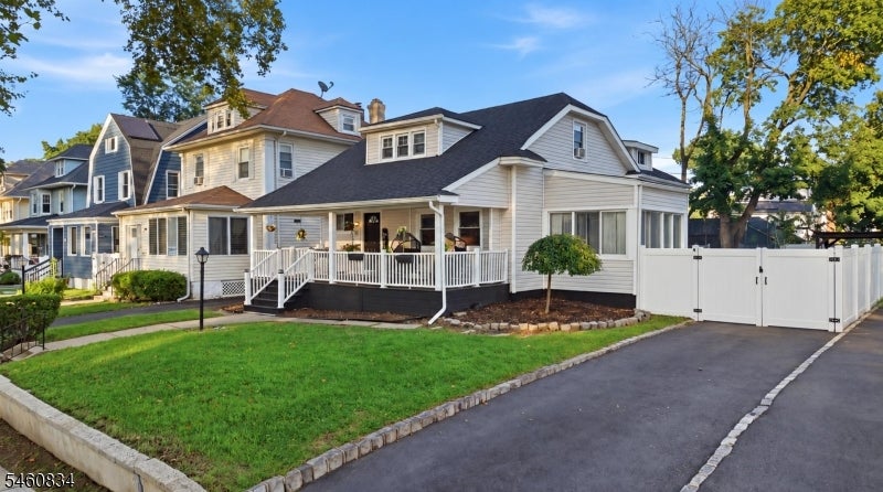 28 Boyden St