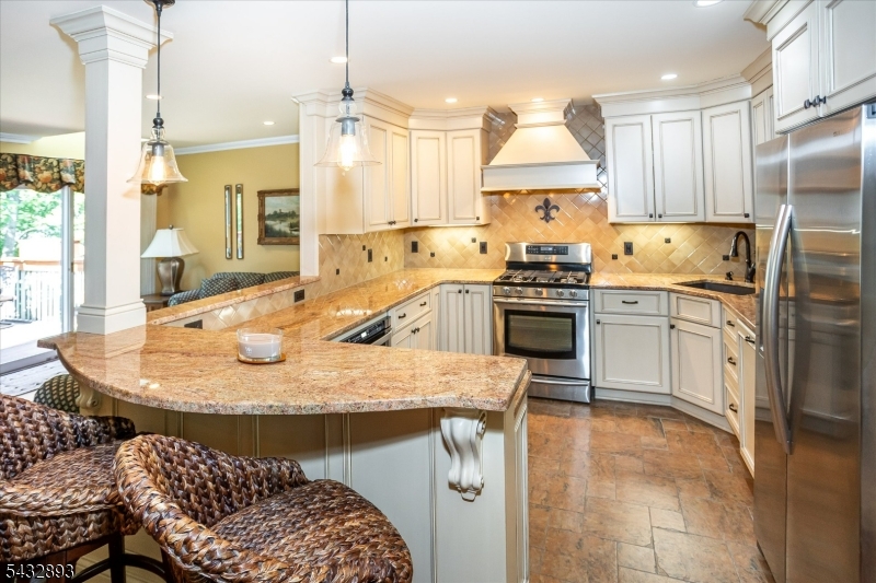 45 Averell Dr 45