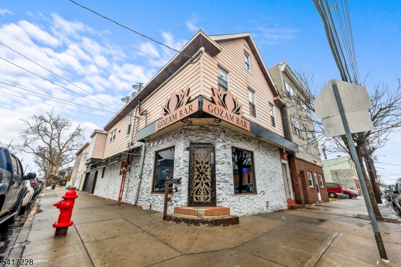 200 Hall Ave638Charles