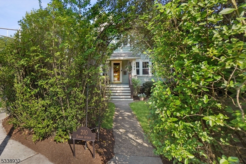 200 Parker Ave
