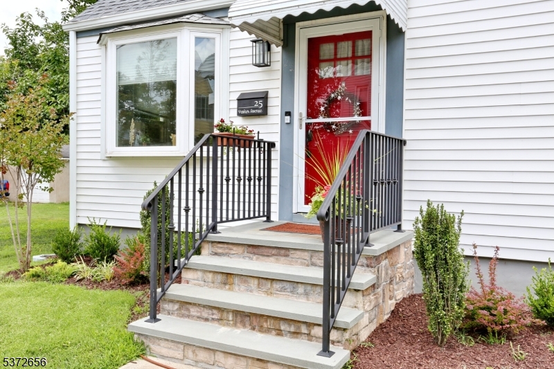 25 Parker Ave